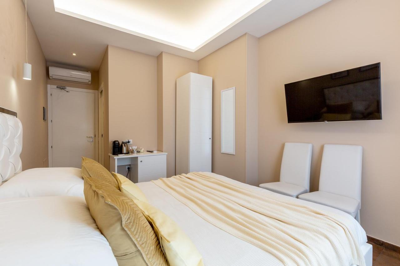 Club 57 Imperial Rooms กาญารี ภายนอก รูปภาพ