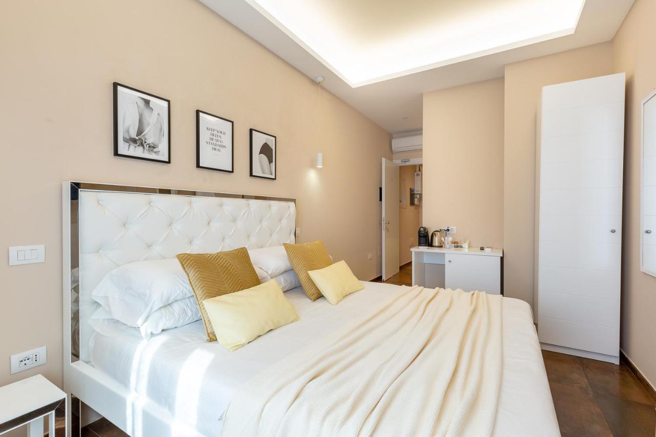Club 57 Imperial Rooms กาญารี ภายนอก รูปภาพ