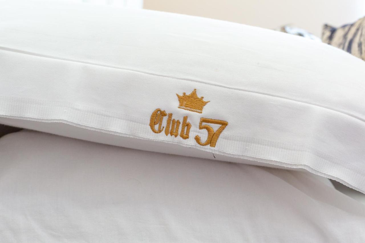 Club 57 Imperial Rooms กาญารี ภายนอก รูปภาพ